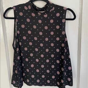 semi-turtle neck tank blouse